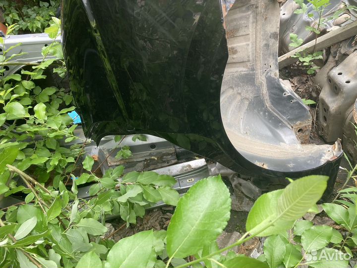 Крыло заднее левое Ford Mondeo 3