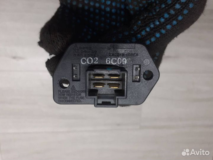 Резистор отопителя Nissan Almera Classic B10