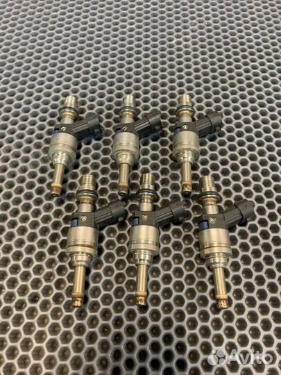 Форсунка топливная Porsche Panamera 970 cwaa