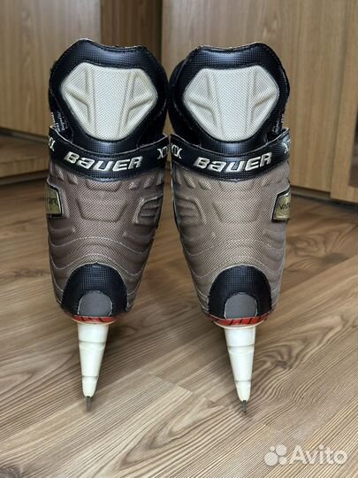 Хоккейные коньки Bauer Vapor 10EE 44 размер