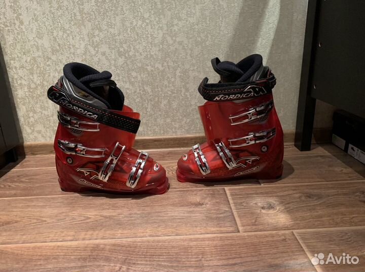 Горнолыжные ботинки Nordica