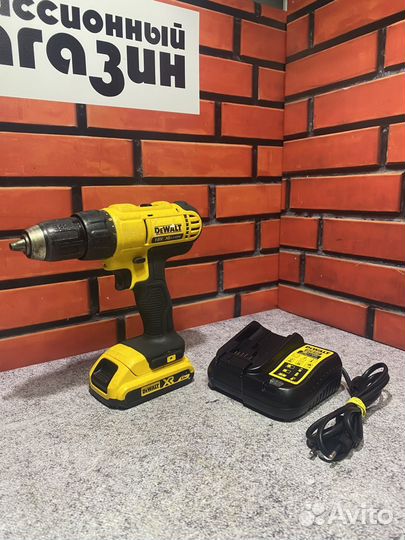 Шуруповерт Dewalt DCD709S2T 18V