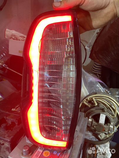 Фонарь задний левый niva travel