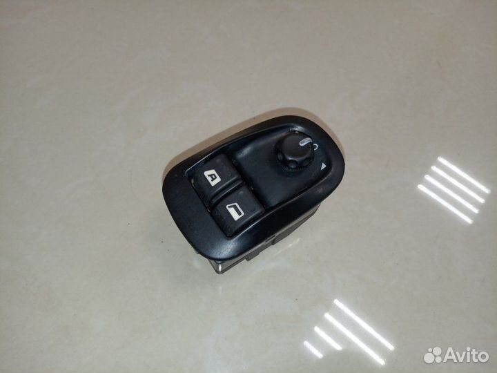 Блок управления стеклоподъемниками Peugeot 206