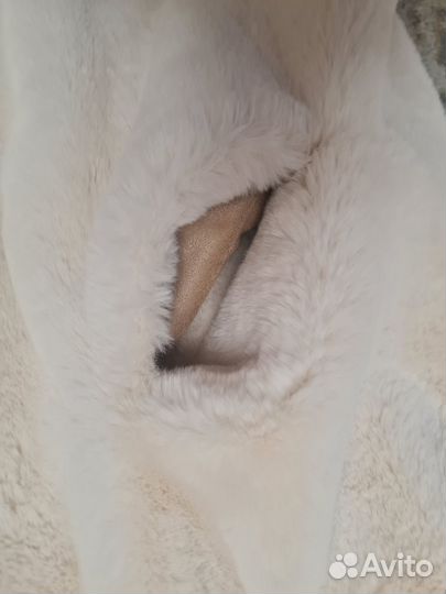 Продам женскую красивую шубу