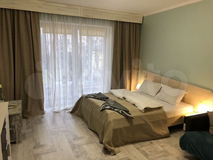 Апартаменты-студия, 45 м², 1/5 эт.