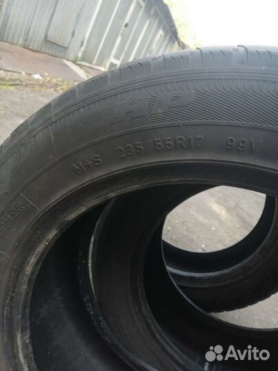 Goodyear Wrangler HP 235/55 R17 99V