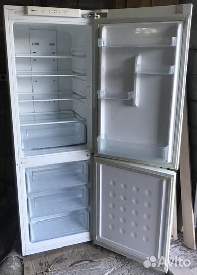 Продаётся холодильник Samsung
