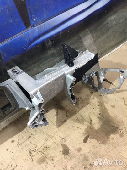 Усилитель торпеды в сборе Audi A8 D3