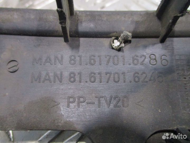 Накладка центральной консоли MAN 81617016286