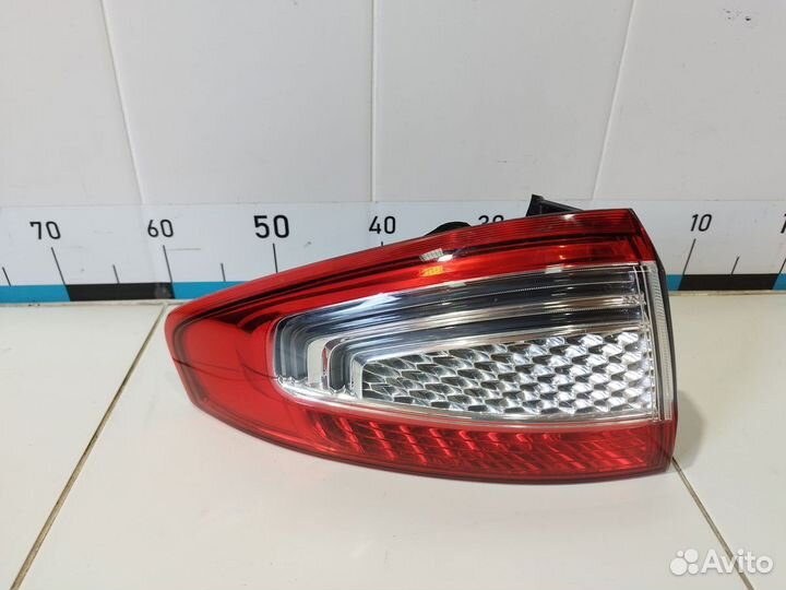 Фонарь задний наружный левый Mondeo IV 2010-2015