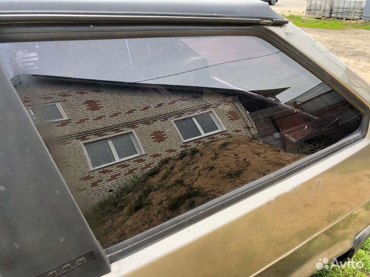 Стекла задние боковые глухие ваз 2108.2113