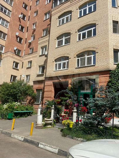 2-к. квартира, 63 м², 4/14 эт.