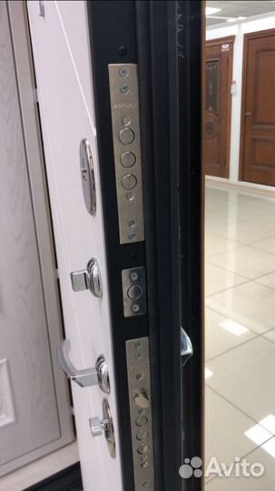 Дверь входная Бетон