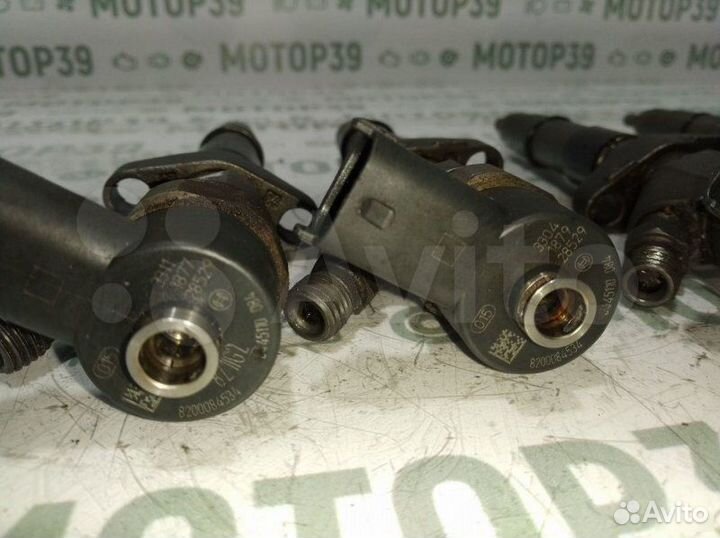 Форсунка Renault Master 2.2DCI