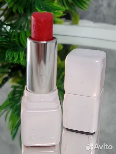 Помада guerlain 572