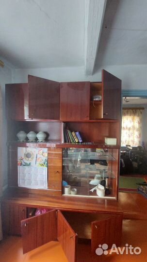 Шкаф сервант