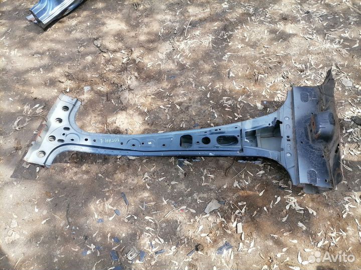 Стойка кузова левая для Renault Logan 2005-2014