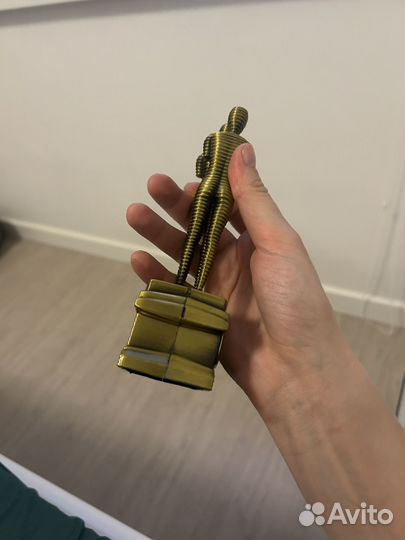 Сувенир Ali & Nino с часами (нерабочие), Грузия