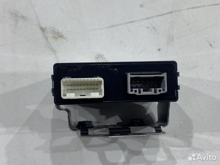 Блок управления стояночного тормоза Mitsubishi