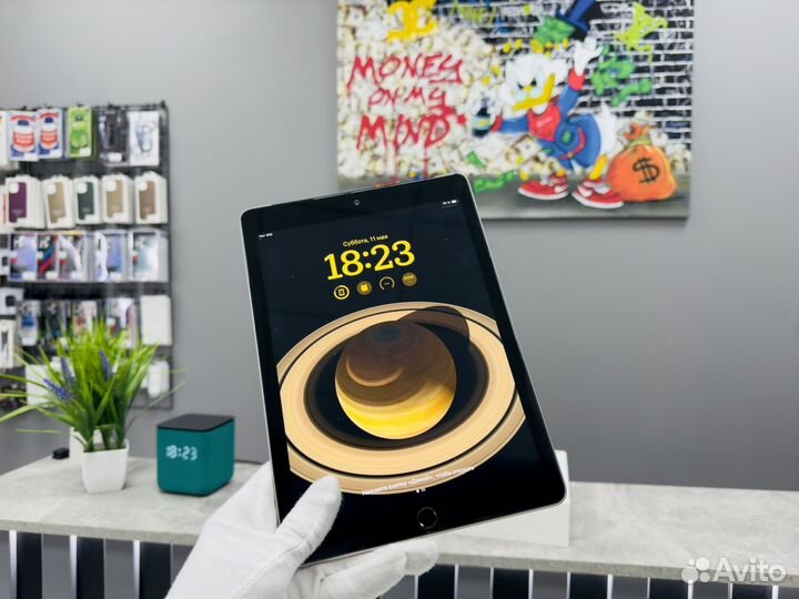 Планшет iPad 6 (2018) 32gb WiFi+Cellular