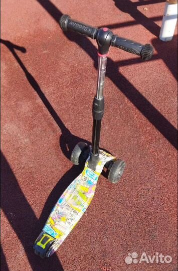 Самокат детский трехколесный