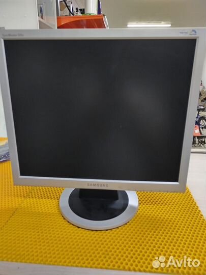 Монитор samsung 920n