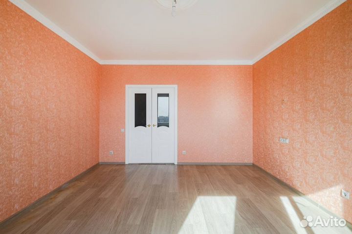 Дверь межкомнатная со стеклом двустворчатая