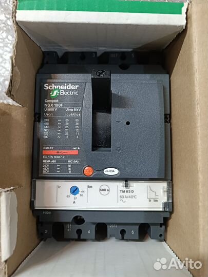 Schneider Electric LV429632 63А