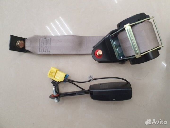 Ремень безопасности задний Chery Fora A21