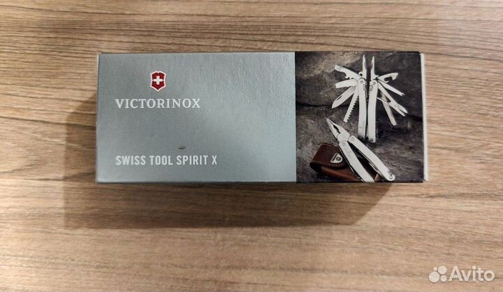 Новый Victorinox SwissTool Spirit X + чехол