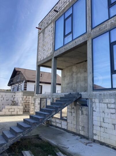 Дом 280 м² на участке 6 сот.