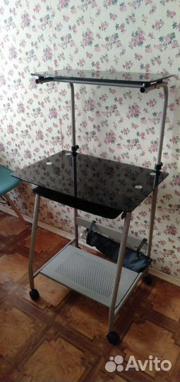 Компьютерный стол стеклянный бу