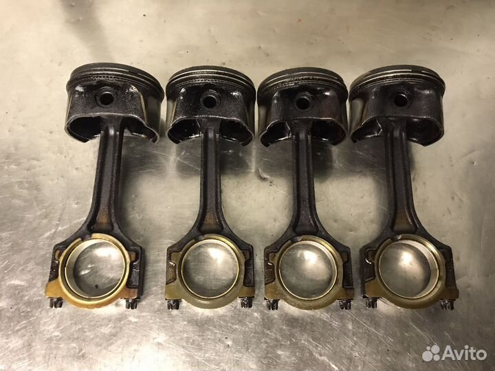 Поршень+шатун Ford Focus 1 2 3 mondeo C-max Fusion