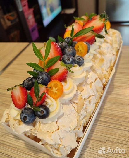 Меренговый рулет