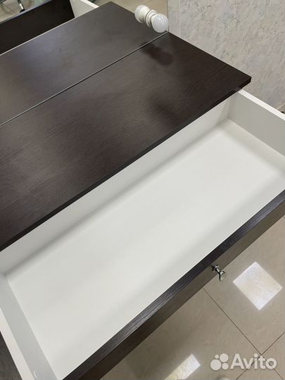 Туалетный столик, 80х45х156 см