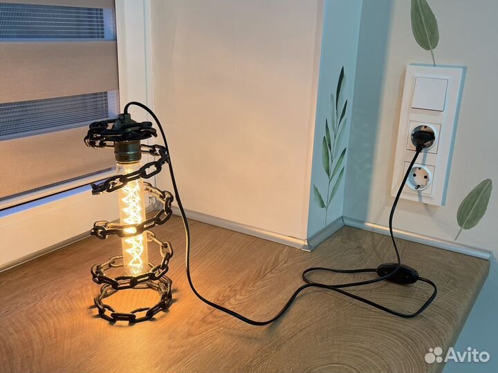 Декоративная лампа