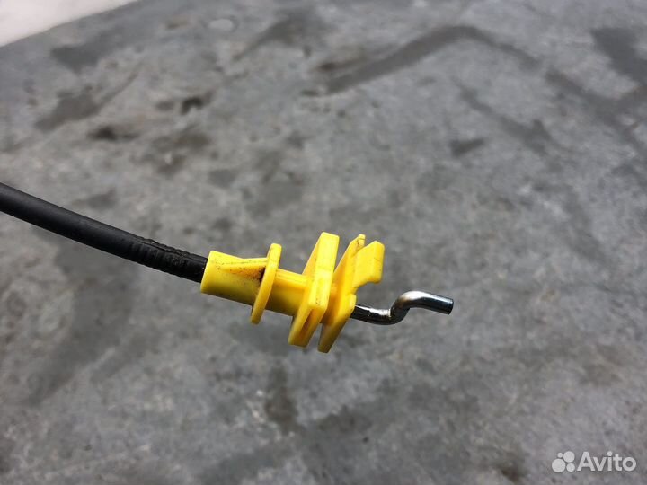 Задний левый трос замка ravon r4