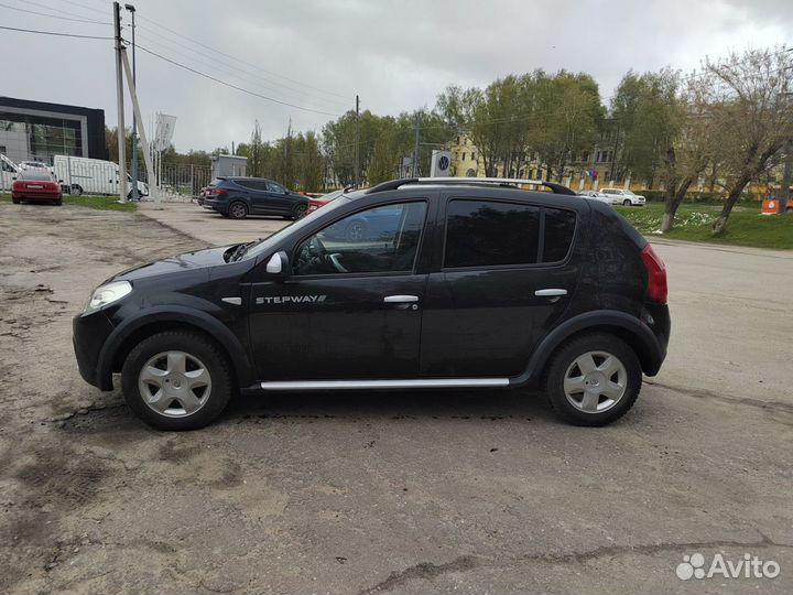 Renault Sandero Stepway 1.6 МТ, 2013, 203 700 км