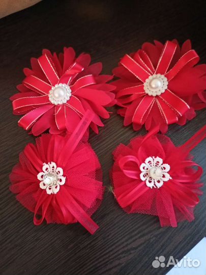 Два набора резинок для волос