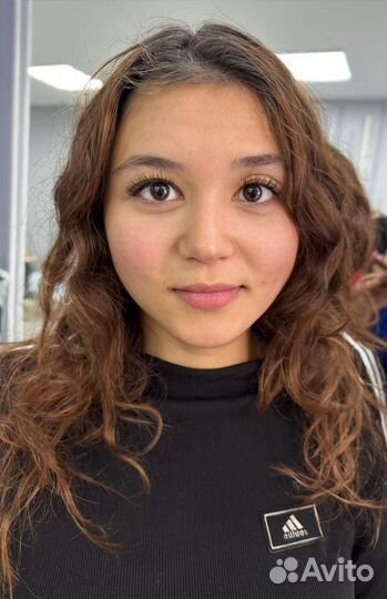 Наращивание ресниц модель