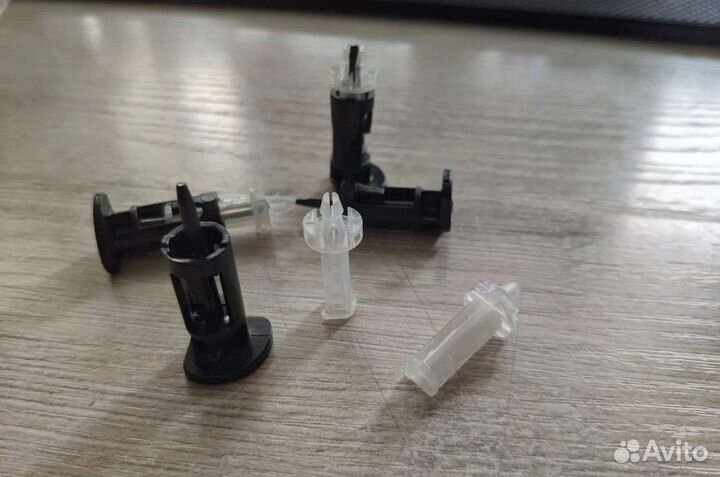 Клипсы крепления кулера Intel