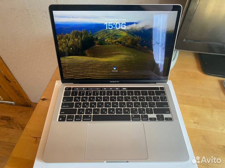 MacBook Pro 13 (2022), M2, 256GB, RAM 8GB