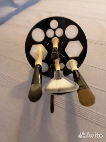 Кисти для макияжа