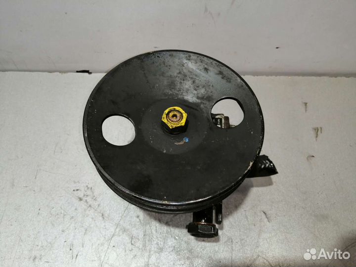 Насос гура 2.0 бензин Hyundai Trajet Sonata EF