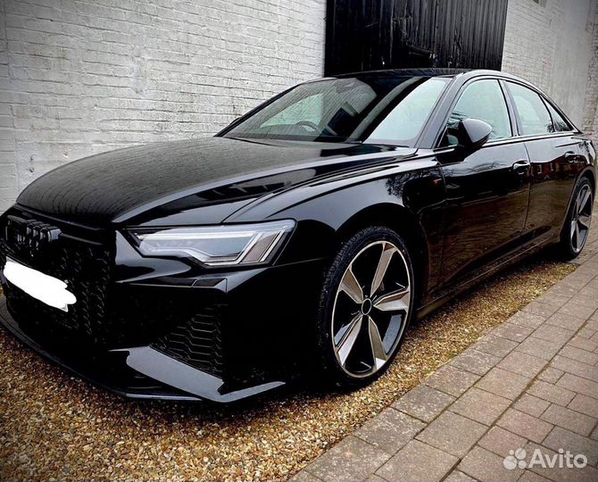 Передний бампер Audi A6 RS6 C8