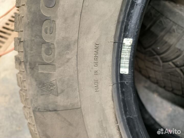Шины зимние шипованные Continental 265/65 R17