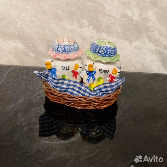 Солонка и перечница