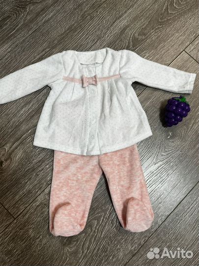 Комплект на выписку для девочки