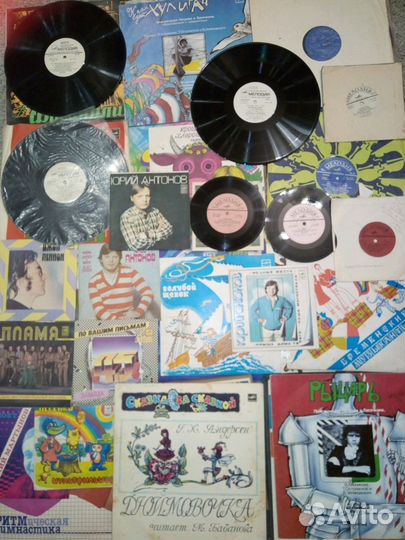 Коллекция грампластинок и др